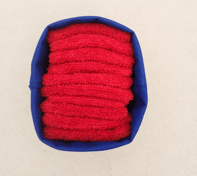 Panière Wax Cathy et 10  lingettes rouges